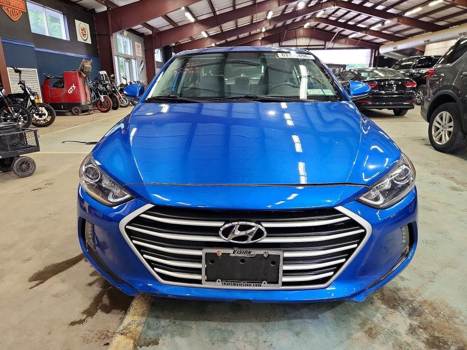 2017 HYUNDAI ELANTRA SE 5