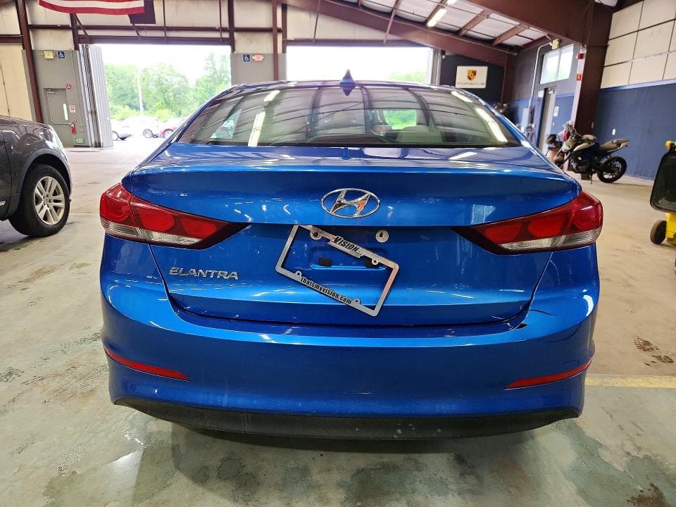 2017 HYUNDAI ELANTRA SE 6