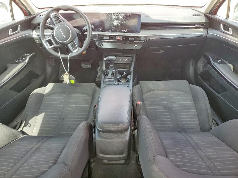 2025 KIA K5 LXS 8