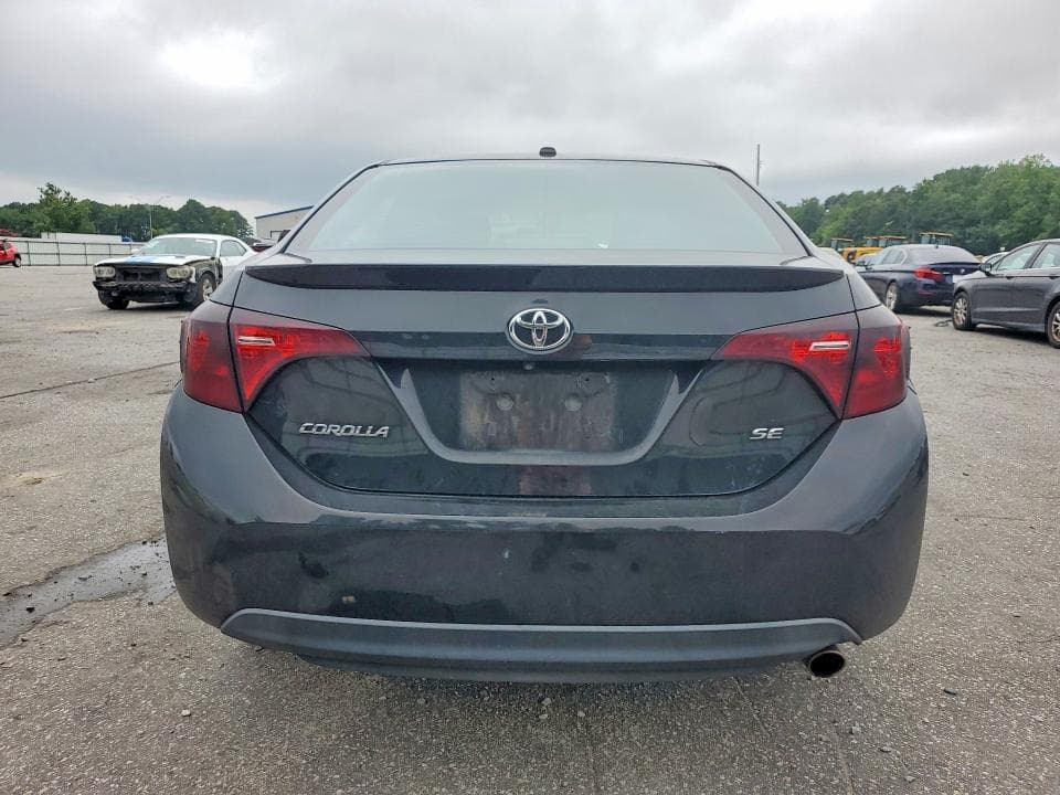 2017 TOYOTA COROLLA SE 6