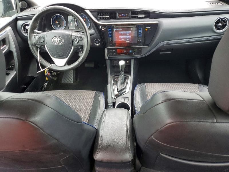 2017 TOYOTA COROLLA SE 8