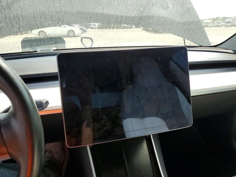 2019 TESLA MODEL 3 9