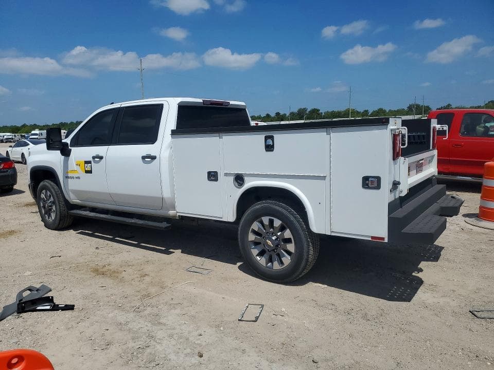 2022 CHEVROLET SILVERADO K2500 CUSTOM 2