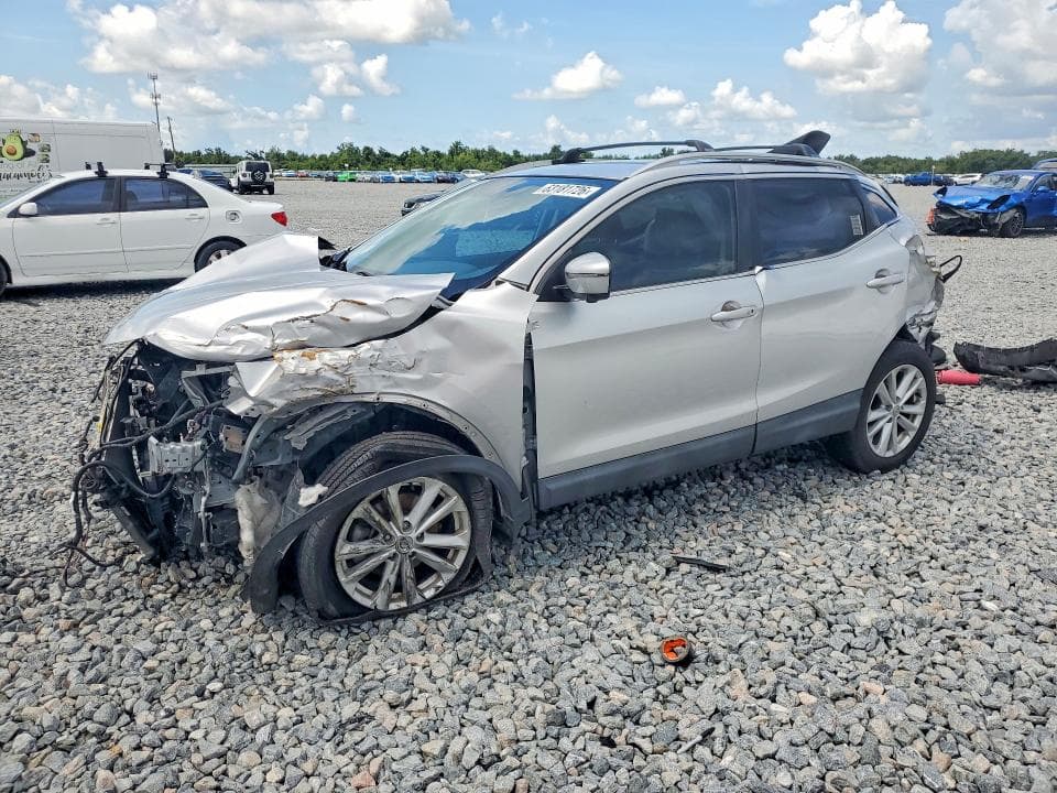 2018 NISSAN ROGUE SPORT SV - 1