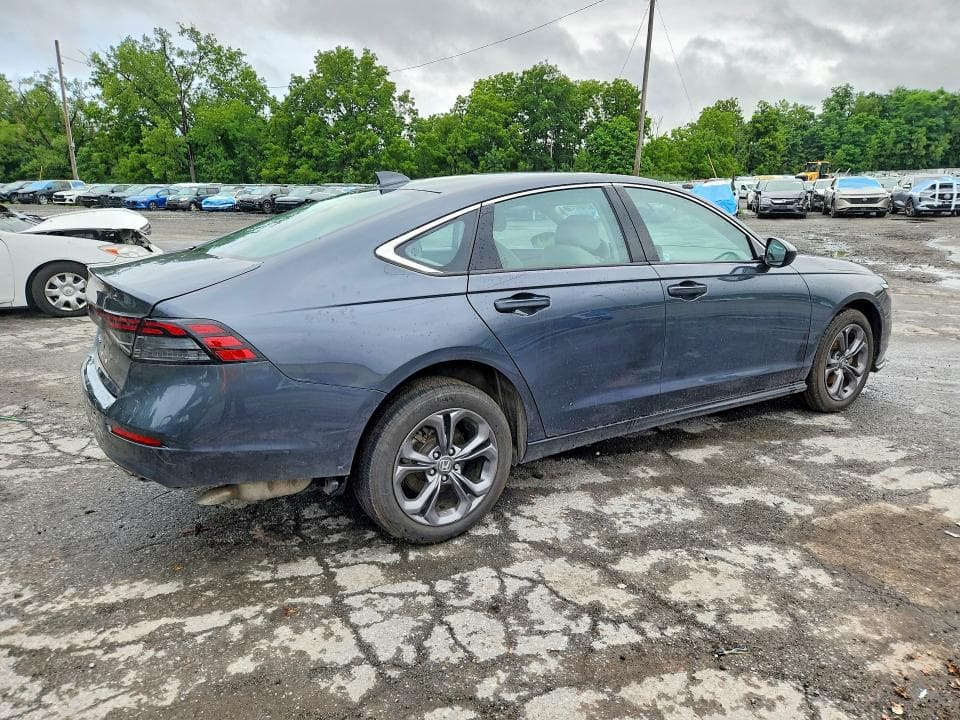 2024 HONDA ACCORD EX 3