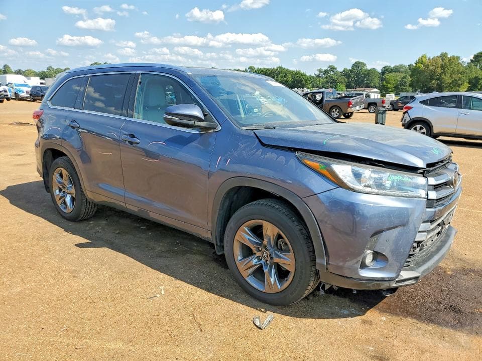 2019 TOYOTA HIGHLANDER LIMITED PLATINUM 4
