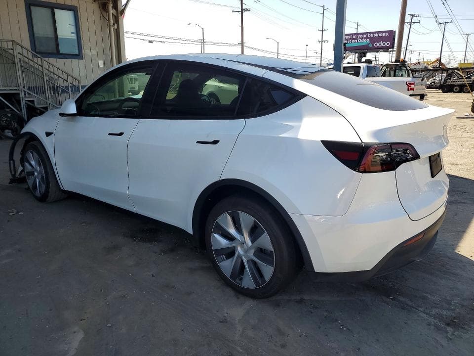 2023 TESLA MODEL Y 2