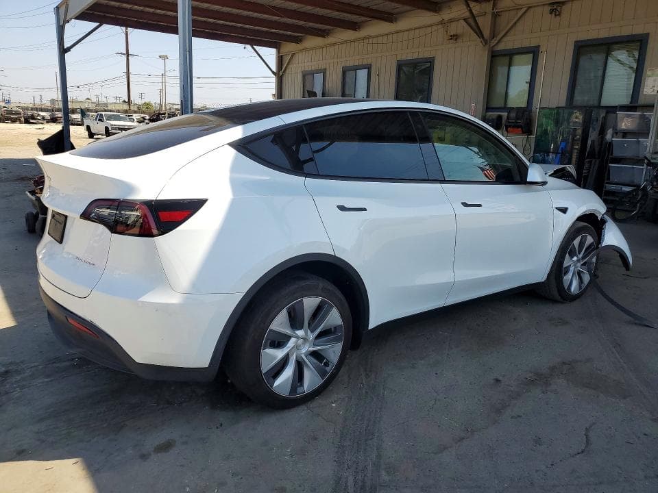 2023 TESLA MODEL Y 3