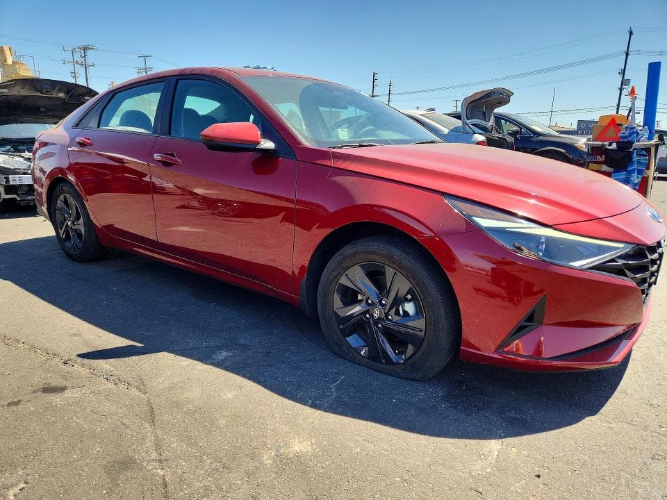 2023 HYUNDAI ELANTRA BLUE 4