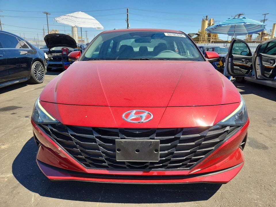 2023 HYUNDAI ELANTRA BLUE 5
