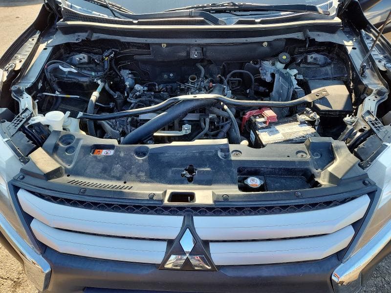 2019 MITSUBISHI ECLIPSE CROSS ES 12