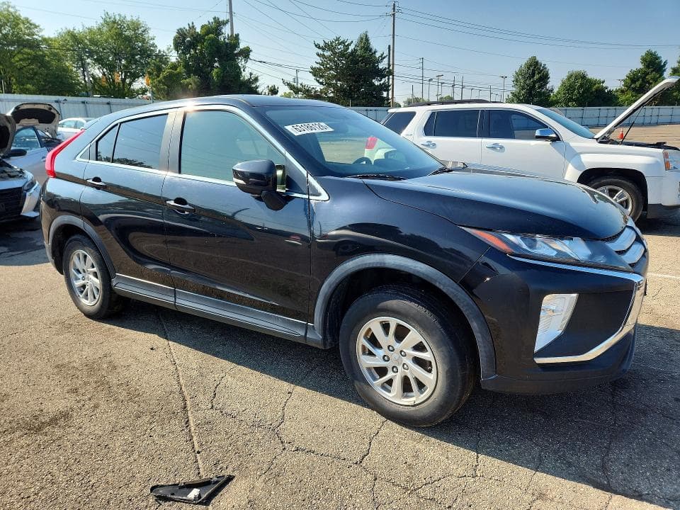 2019 MITSUBISHI ECLIPSE CROSS ES 4