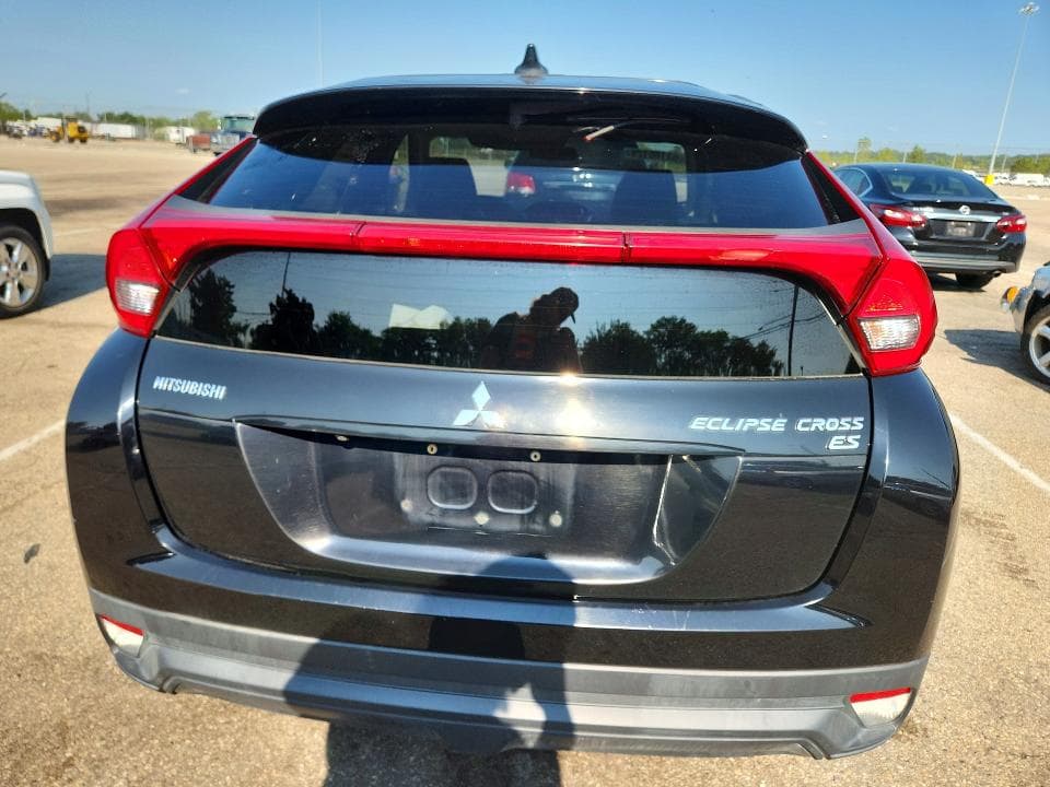 2019 MITSUBISHI ECLIPSE CROSS ES 6
