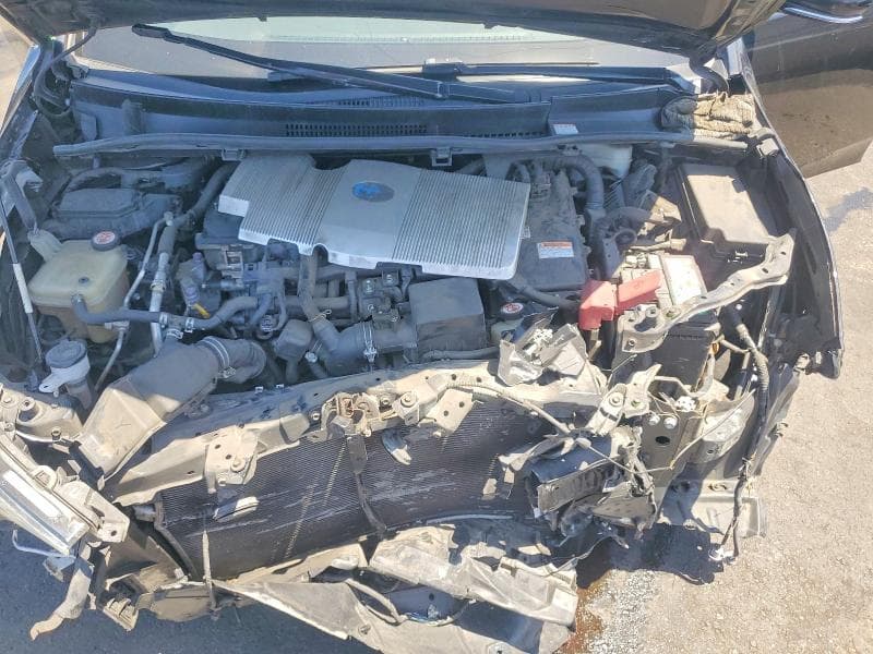 2018 TOYOTA PRIUS TWO 11