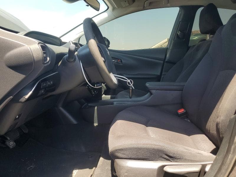 2018 TOYOTA PRIUS TWO 7