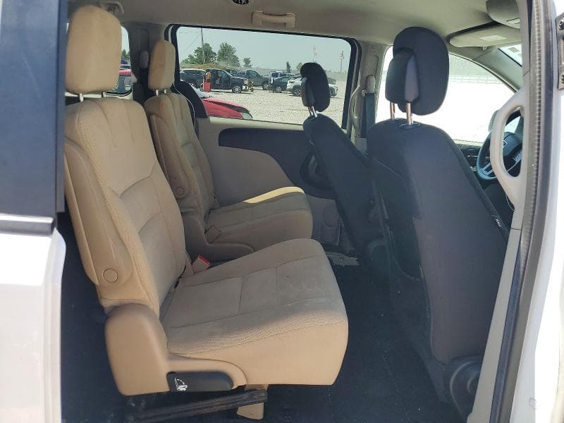 2018 DODGE GRAND CARAVAN SE 11