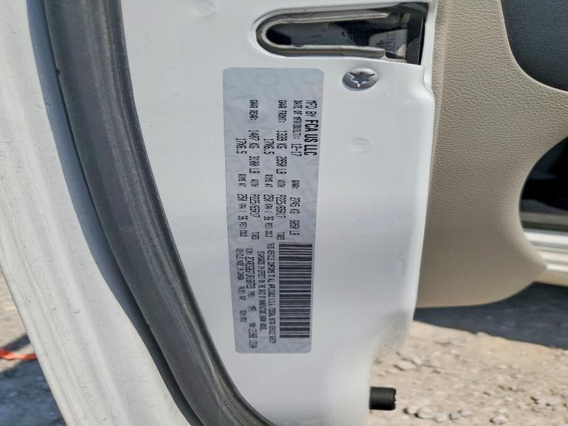 2018 DODGE GRAND CARAVAN SE 13