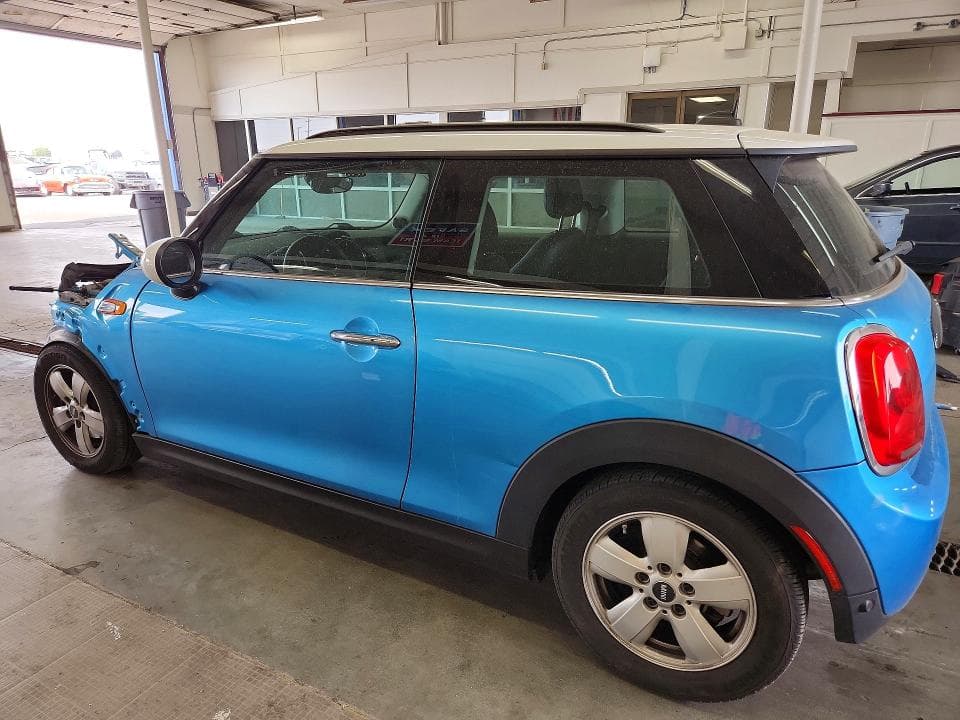 2018 MINI COOPER 2