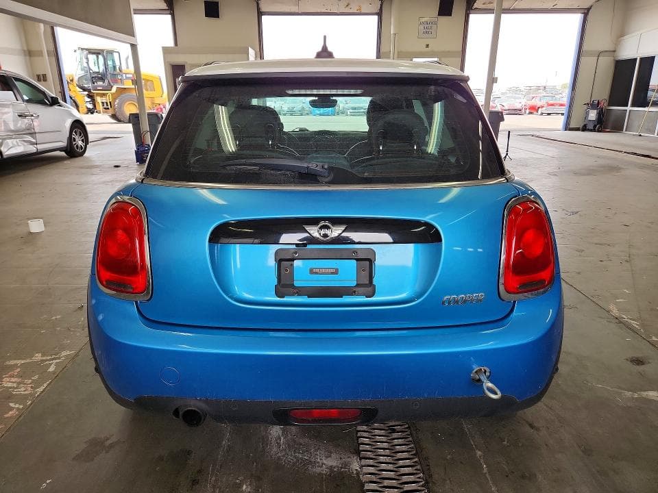 2018 MINI COOPER 6