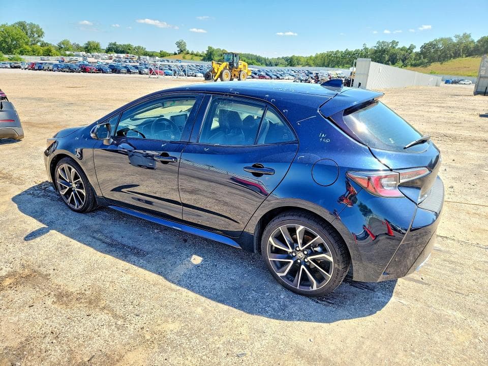 2020 TOYOTA COROLLA XSE 2