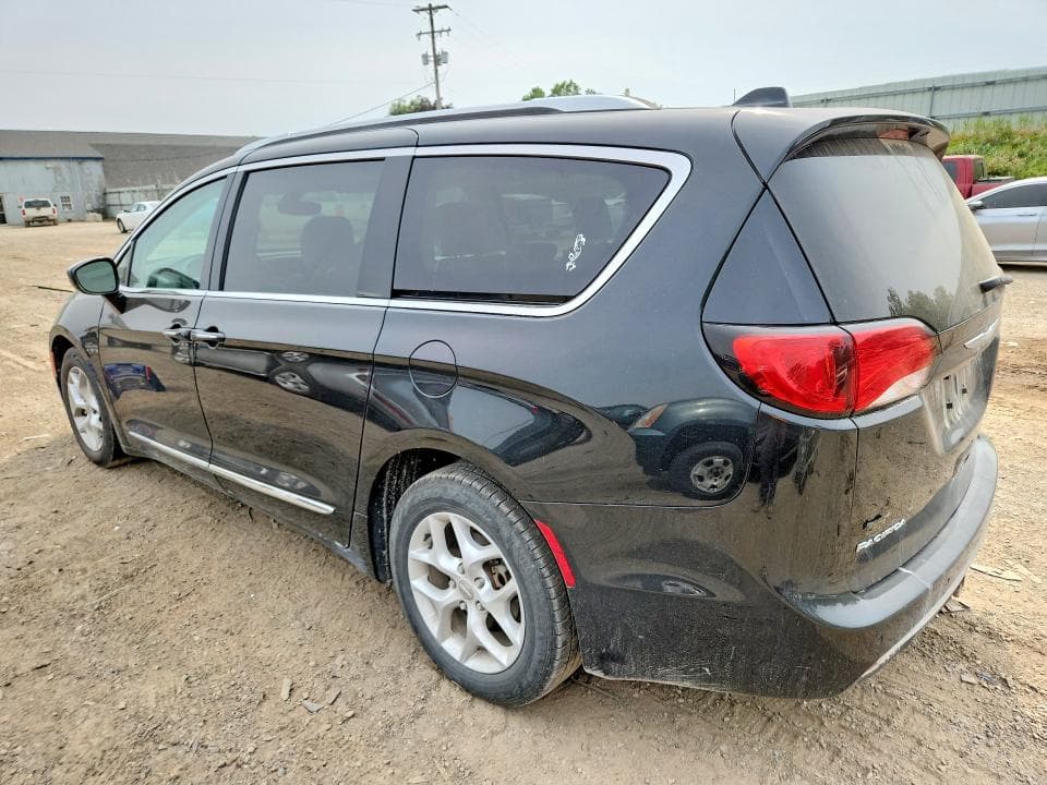 2017 CHRYSLER PACIFICA TOURING L PLUS 2