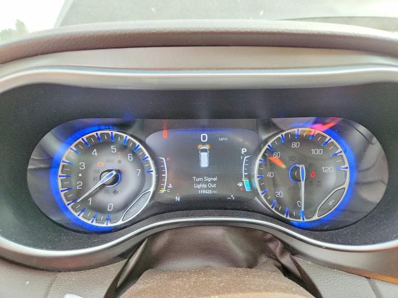 2017 CHRYSLER PACIFICA TOURING L PLUS 9