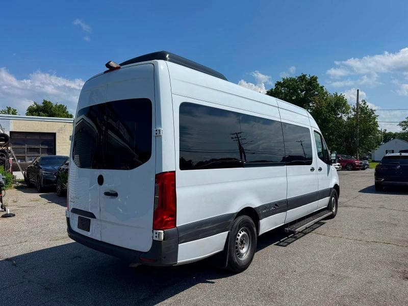 2024 MERCEDES-BENZ SPRINTER 2500 4