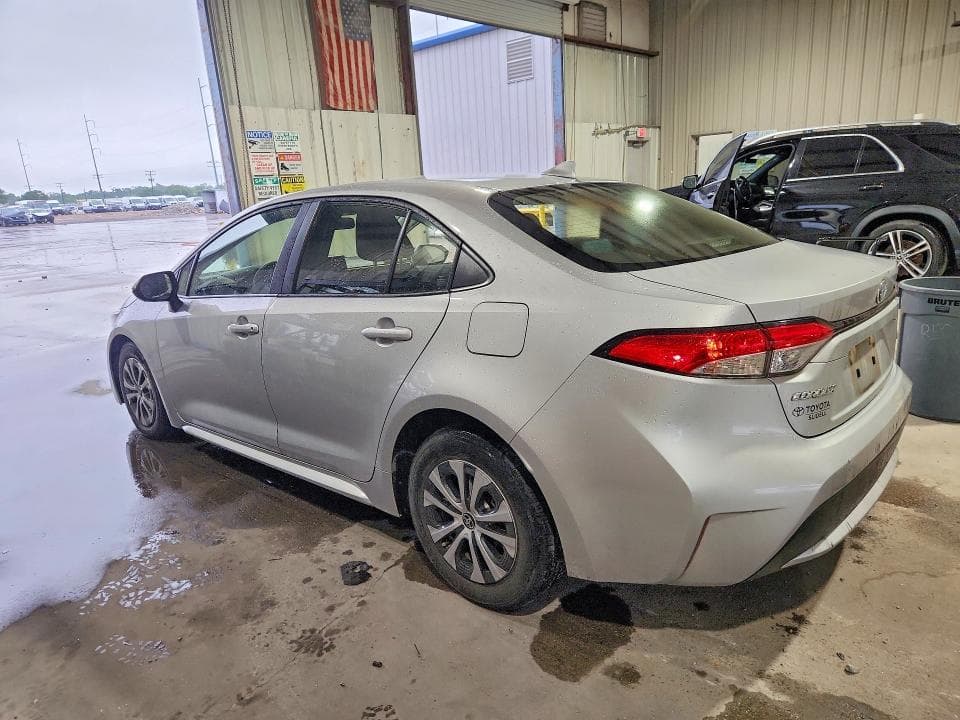 2022 TOYOTA COROLLA LE 2