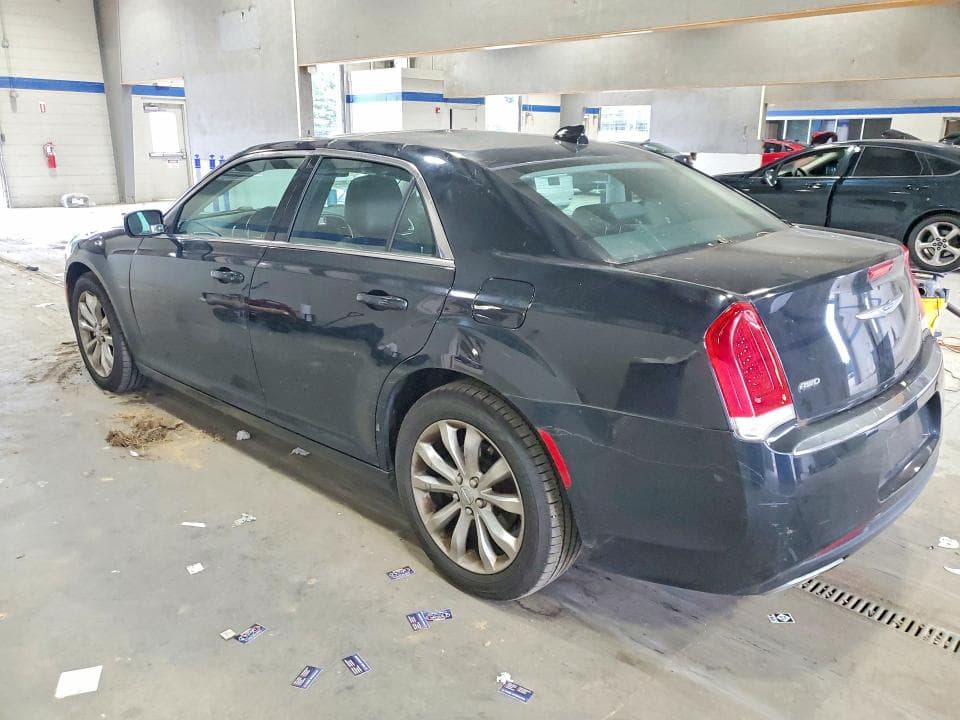 2018 CHRYSLER 300 TOURING 2