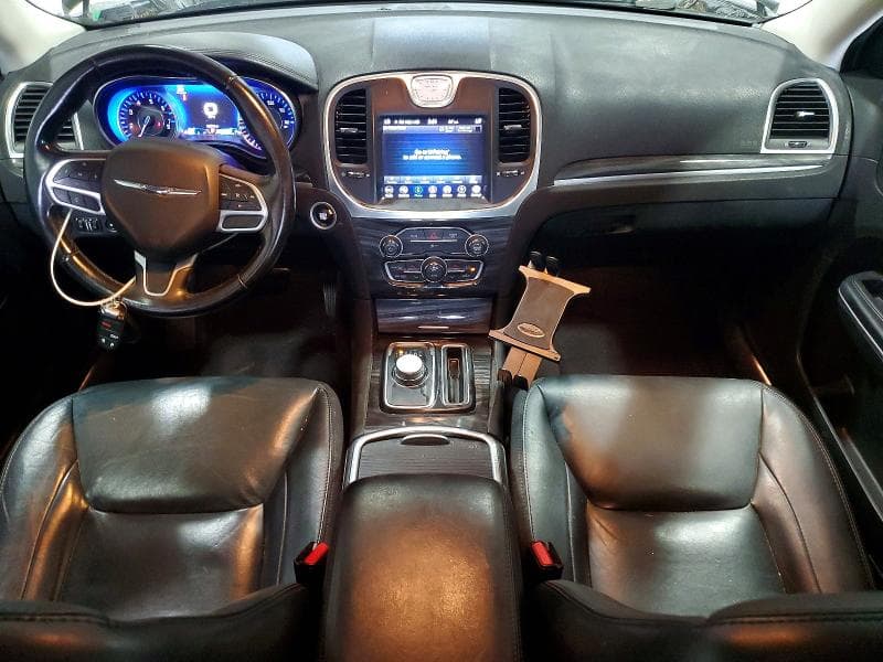 2018 CHRYSLER 300 TOURING 8