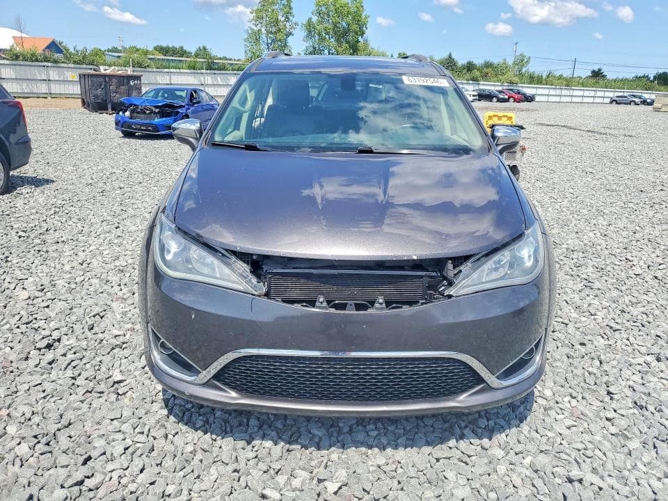 2019 CHRYSLER PACIFICA LIMITED 5