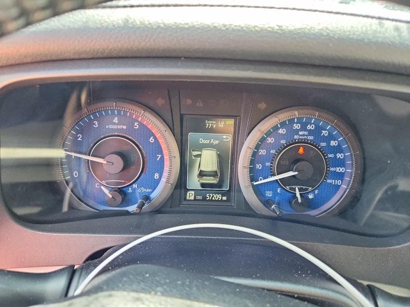 2020 TOYOTA SIENNA XLE 8-PASSENGER 9