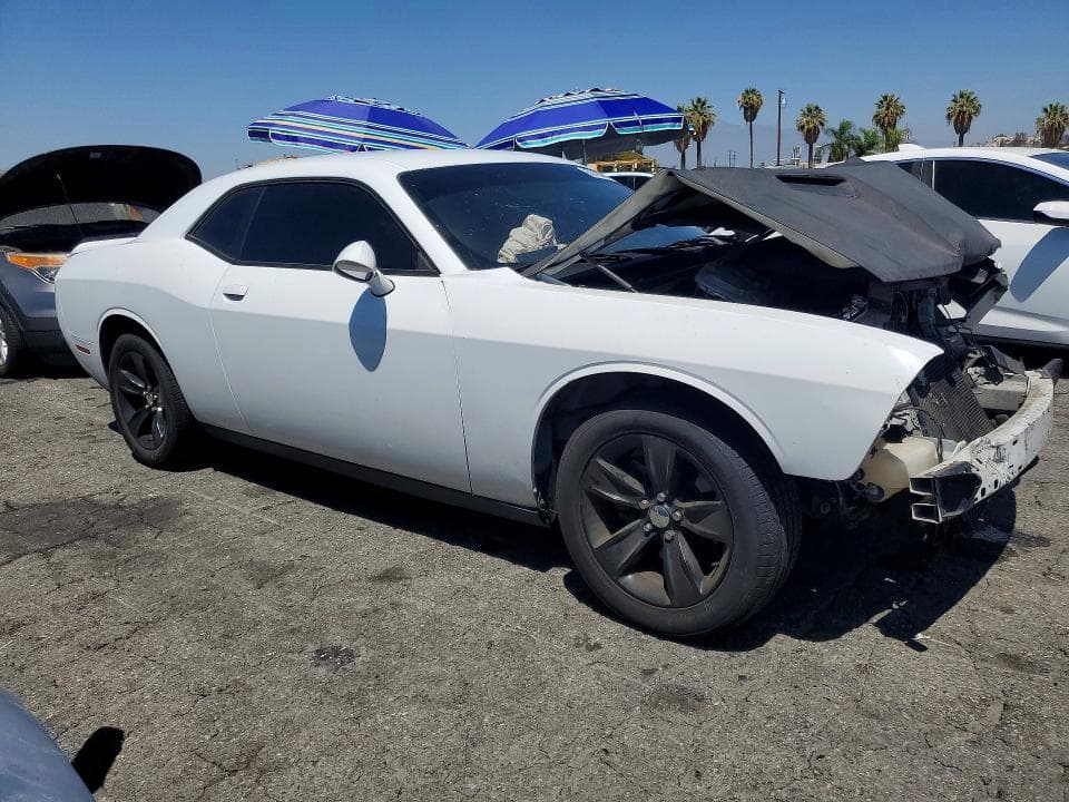 2019 DODGE CHALLENGER SXT 4