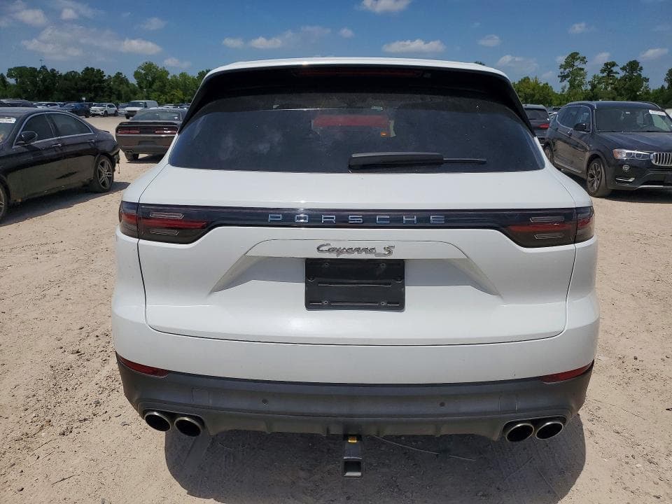 2019 PORSCHE CAYENNE S 6