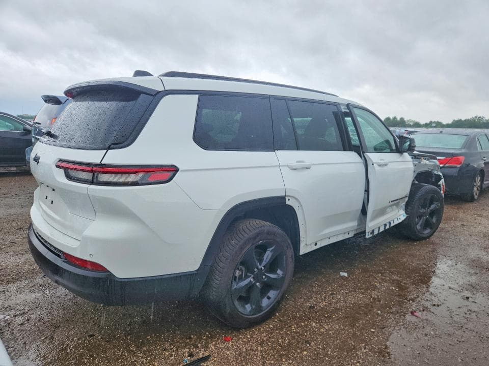 2023 JEEP GRAND CHEROKEE L LAREDO 3