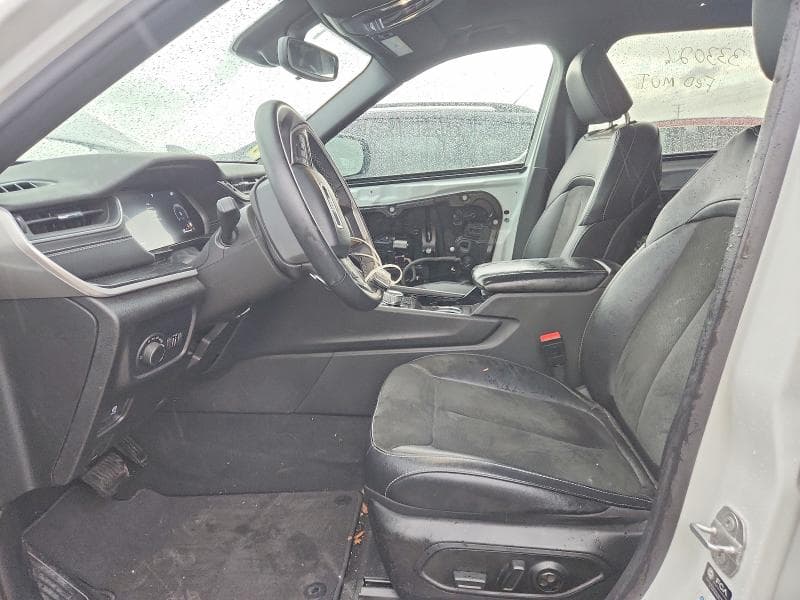 2023 JEEP GRAND CHEROKEE L LAREDO 7