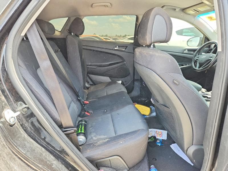2018 HYUNDAI TUCSON SE 11