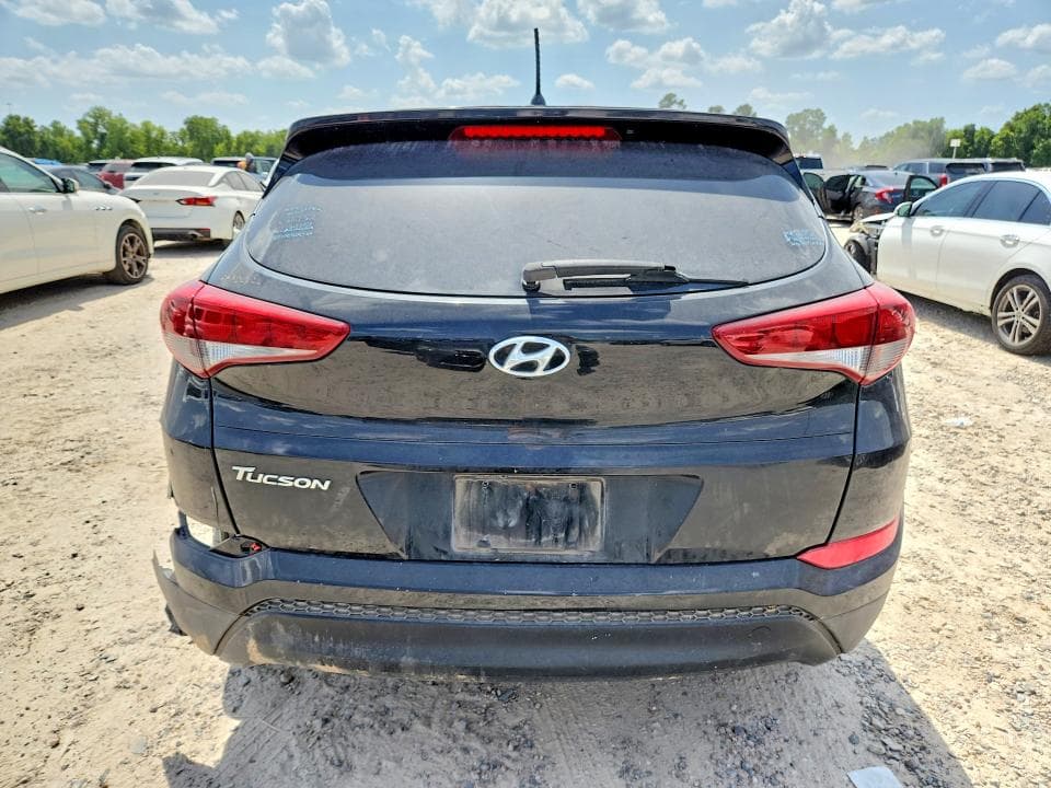 2018 HYUNDAI TUCSON SE 6