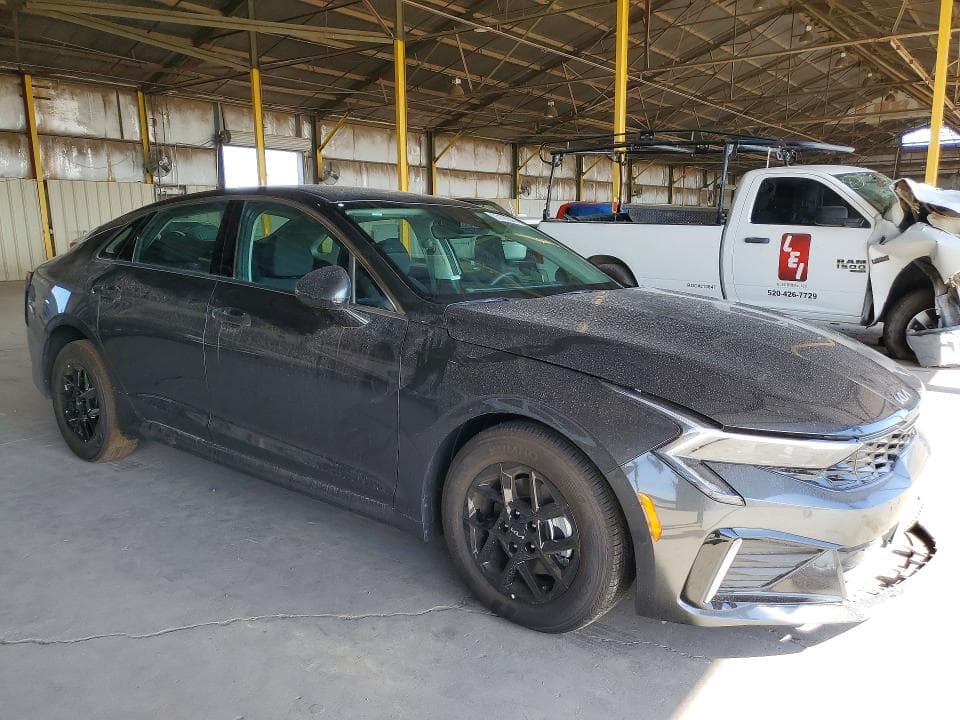 2026 KIA K5 LXS 4