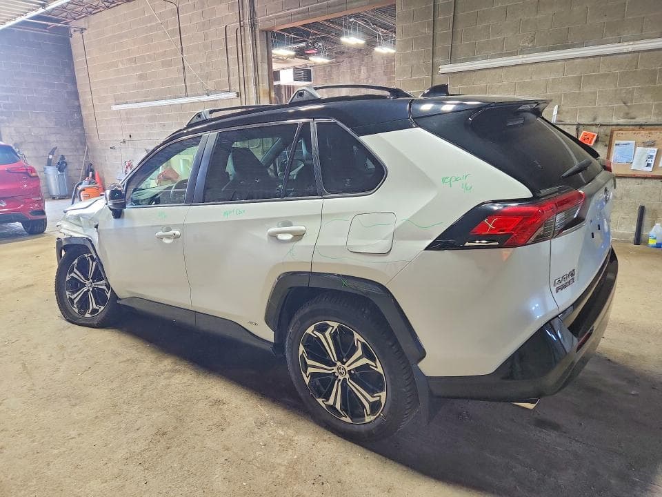 2023 TOYOTA RAV4 PRIME XSE 2
