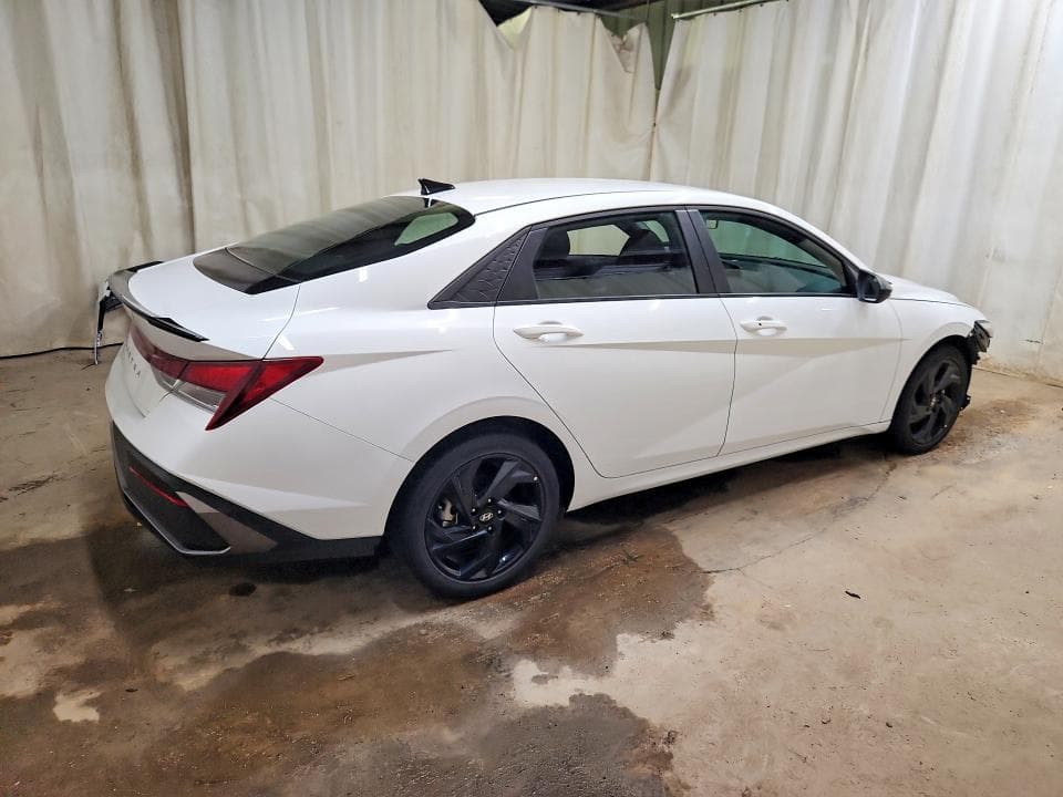 2026 HYUNDAI ELANTRA SEL SPORT 3
