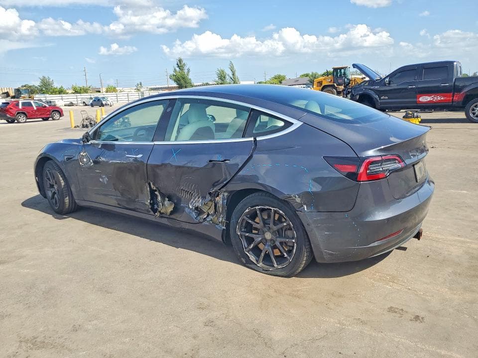 2019 TESLA MODEL 3 2