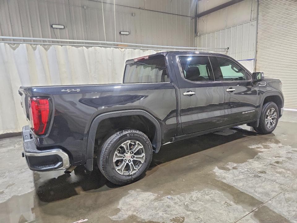2026 GMC SIERRA K1500 SLT 3