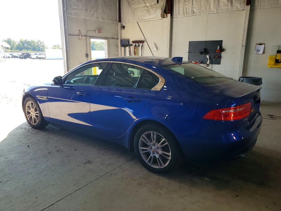 2017 JAGUAR XE PREMIUM 2