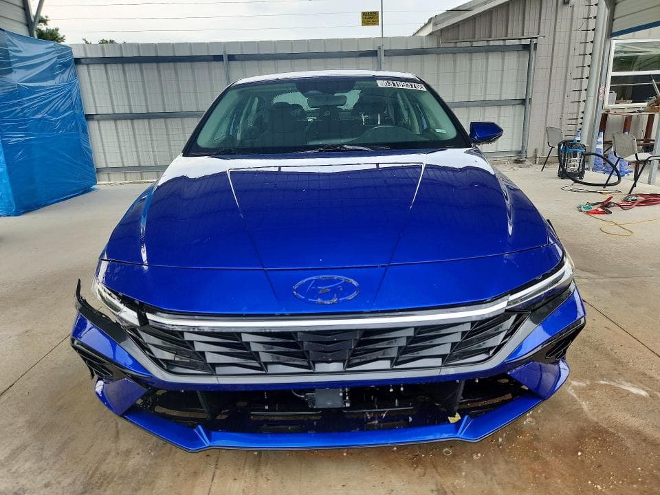 2025 HYUNDAI ELANTRA SEL 5