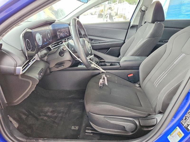 2025 HYUNDAI ELANTRA SEL 7