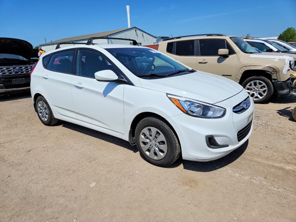 2017 HYUNDAI ACCENT SE 4