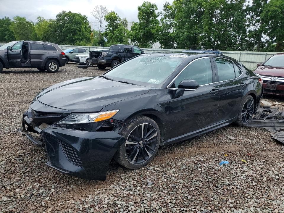 2020 TOYOTA CAMRY XSE - 1