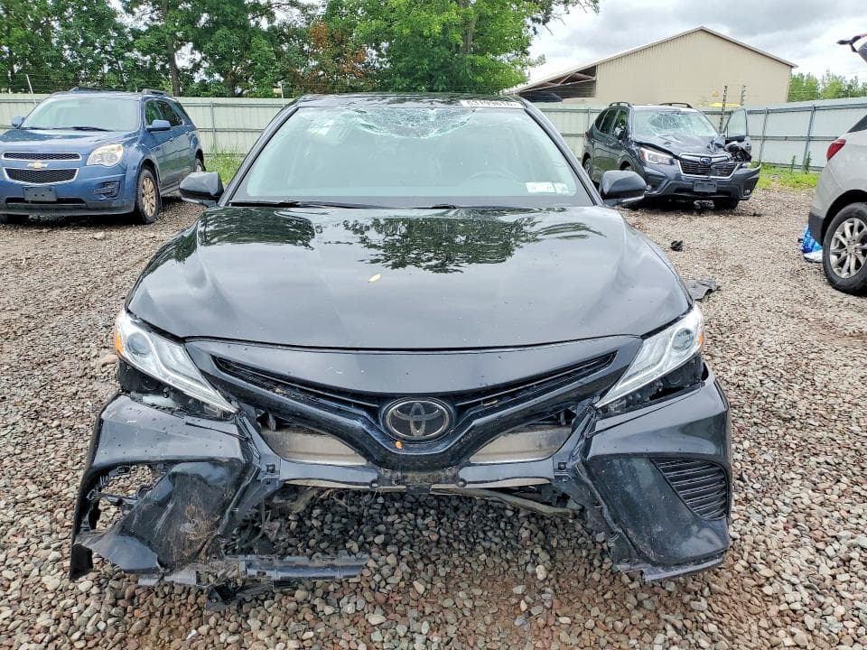 2020 TOYOTA CAMRY XSE 5