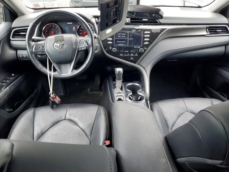 2020 TOYOTA CAMRY XSE 8